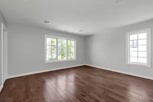 439 Bayview Ave, Cedarhurst, NY 11516 - Photo 12