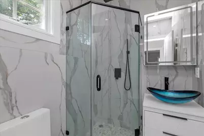 439 Bayview Avenue, Cedarhurst, NY 11516 - Photo 20