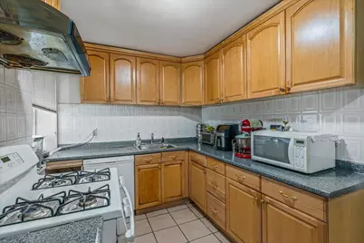 144-55 Melbourne Ave #2E, Flushing, NY 11367 - Photo 16