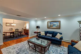 48 Archie Pl, West Islip, NY 11795 - Photo 6