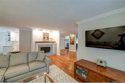 48 Archie Place, West Islip, NY 11795 - Photo 14