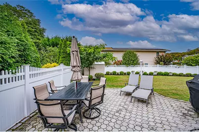 48 Archie Place, West Islip, NY 11795 - Photo 28