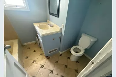 578 Seaman Avenue, Baldwin, NY 11510 - Photo 10