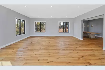 475 West Lane, Aquebogue, NY 11931 - Photo 20