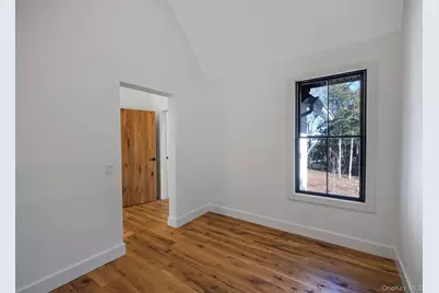 475 West Lane, Aquebogue, NY 11931 - Photo 34