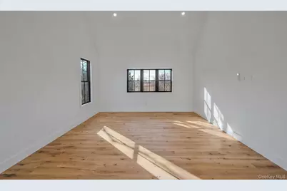 475 West Lane, Aquebogue, NY 11931 - Photo 28