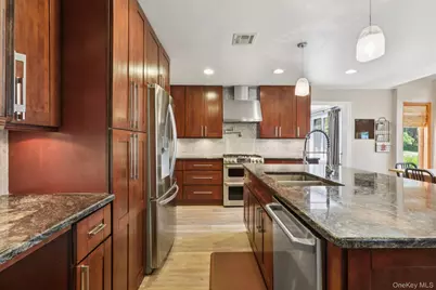 7 Elizabeth Court, Spring Valley, NY 10977 - Photo 16