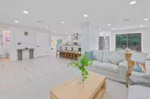 13 Bittersweet Ave S, Hampton Bays, NY 11946 - Photo 8