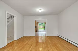 117 Glenwood Rd, Glenwood Landing, NY 11547 - Photo 6