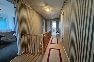 121 West Ave, Hicksville, NY 11801 - Photo 18