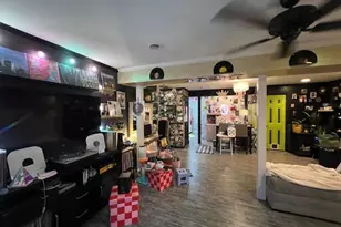 121 West Ave, Hicksville, NY 11801 - Photo 26