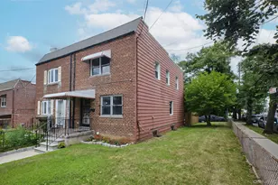 3000 Radcliff Ave, Bronx, NY 10469 - Photo 4