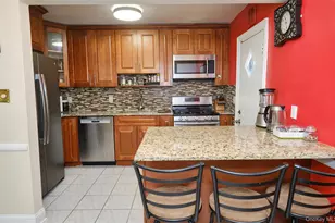 3000 Radcliff Ave, Bronx, NY 10469 - Photo 14