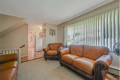 532 Alwick Avenue, West Islip, NY 11795 - Photo 8