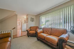 532 Alwick Ave, West Islip, NY 11795 - Photo 8