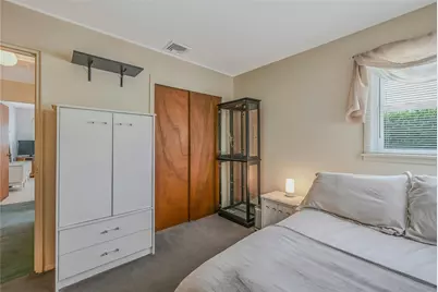 532 Alwick Avenue, West Islip, NY 11795 - Photo 6