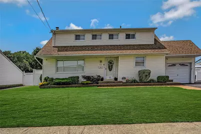 532 Alwick Avenue, West Islip, NY 11795 - Photo 1