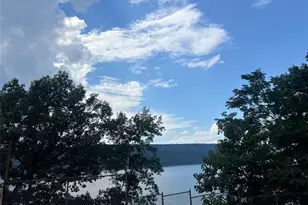 709 Warburton Ave, Yonkers, NY 10701 - Photo 32