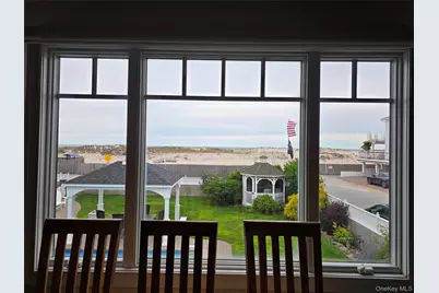 34 Trenton Avenue #Upper, Long Beach, NY 11561 - Photo 6