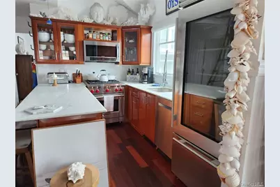 34 Trenton Avenue #Upper, Long Beach, NY 11561 - Photo 8