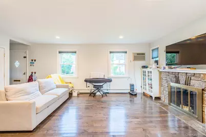 43 Jayson Avenue, Great Neck, NY 11021 - Photo 20