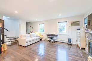 43 Jayson Ave, Great Neck, NY 11021 - Photo 6