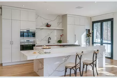 9 Winding Way, Locust Valley, NY 11560 - Photo 10