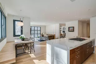 9 Winding Way, Locust Valley, NY 11560 - Photo 12