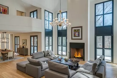 9 Winding Way, Locust Valley, NY 11560 - Photo 4