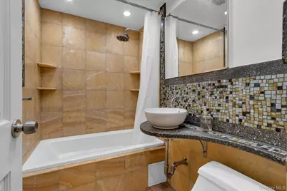 2465 Palisade Avenue #1J, Bronx, NY 10463 - Photo 16