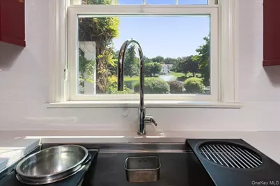 53 Pembroke Drive, Glen Cove, NY 11542 - Photo 22