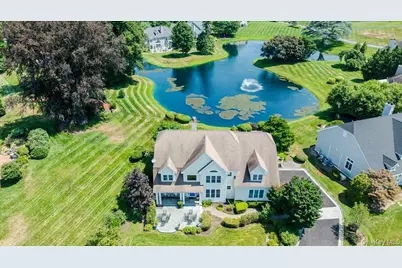 53 Pembroke Drive, Glen Cove, NY 11542 - Photo 36