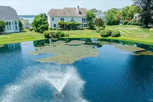 53 Pembroke Dr, Glen Cove, NY 11542 - Photo 34