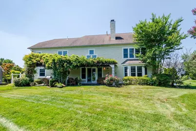 53 Pembroke Drive, Glen Cove, NY 11542 - Photo 32