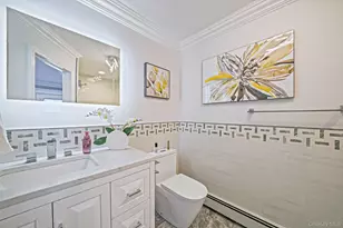 29 Selden Blvd, Centereach, NY 11720 - Photo 28