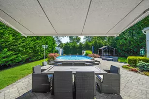 29 Selden Blvd, Centereach, NY 11720 - Photo 30