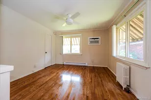 715 Iris St, Franklin Square, NY 11010 - Photo 10