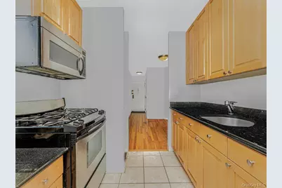 525 W 236th Street #6A, Bronx, NY 10463 - Photo 8