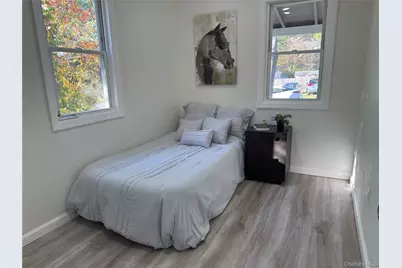 130 N Huron Street, Ronkonkoma, NY 11779 - Photo 8