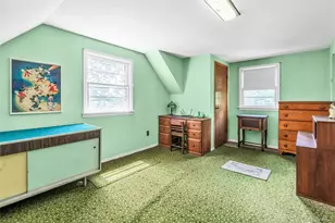 42 Summit St, Plainview, NY 11803 - Photo 16