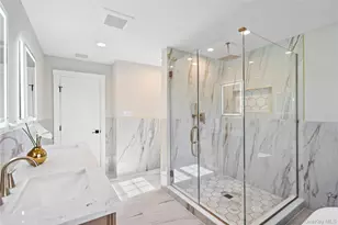 25 Westchester Ave, Jericho, NY 11753 - Photo 30