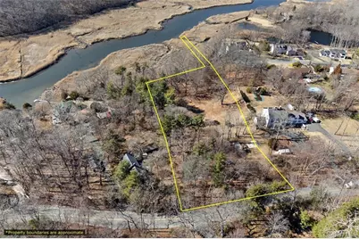 326 Nissequogue River Road, Nissequogue, NY 11780 - Photo 2