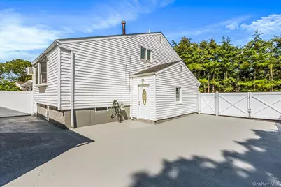 61 Andover Drive, Deer Park, NY 11729 - Photo 10