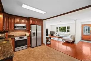 4 Hickory Dr, Mahopac, NY 10541 - Photo 2