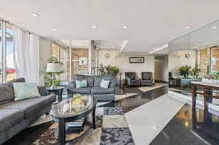 560 W Broadway, Long Beach, NY 11561 - Photo 20