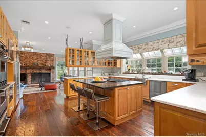 4 Clock Tower Lane, Old Westbury, NY 11568 - Photo 4