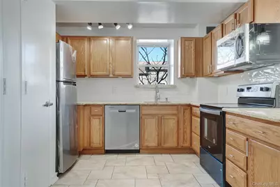 79-14 Rockaway Beach Boulevard #3J, Rockaway Beach, NY 11693 - Photo 8