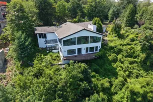 9 Tweed Blvd, Nyack, NY 10960 - Photo 2