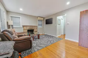 216 Home St, Valley Stream, NY 11580 - Photo 6