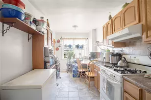 195-11 Woodhull Ave, Hollis, NY 11423 - Photo 2